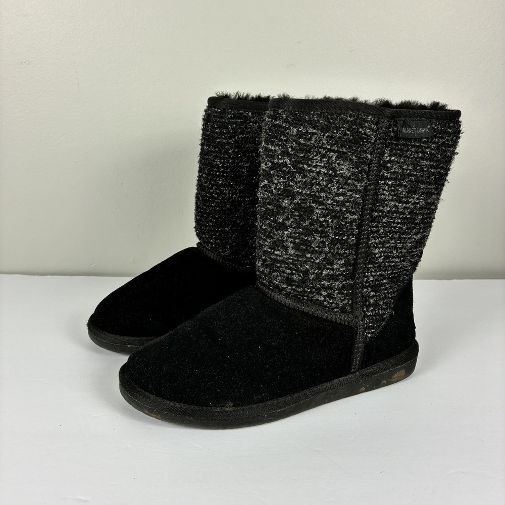 Minnetonka Black Sheepskin Mid Calf Women's Boots sz 8 Classic Cozy